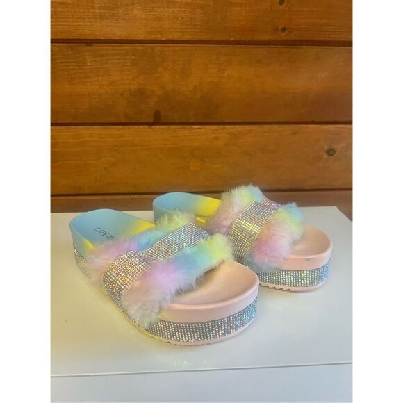 Cape Robbin Rainbow Bling Slides Sz 6 - Picture 2 of 8
